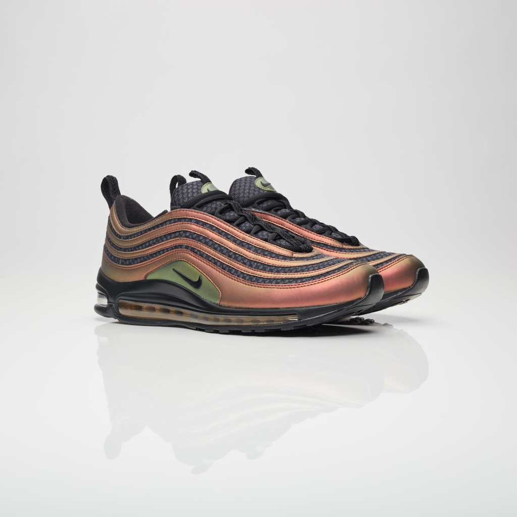 Skepta x Nike Air Max 97 Ultra 17 'Cực Quang' | Duyet Fashion Skepta X Nike Air Max 97 Ultra 17 'Cực Quang' | Duyet Fashion
