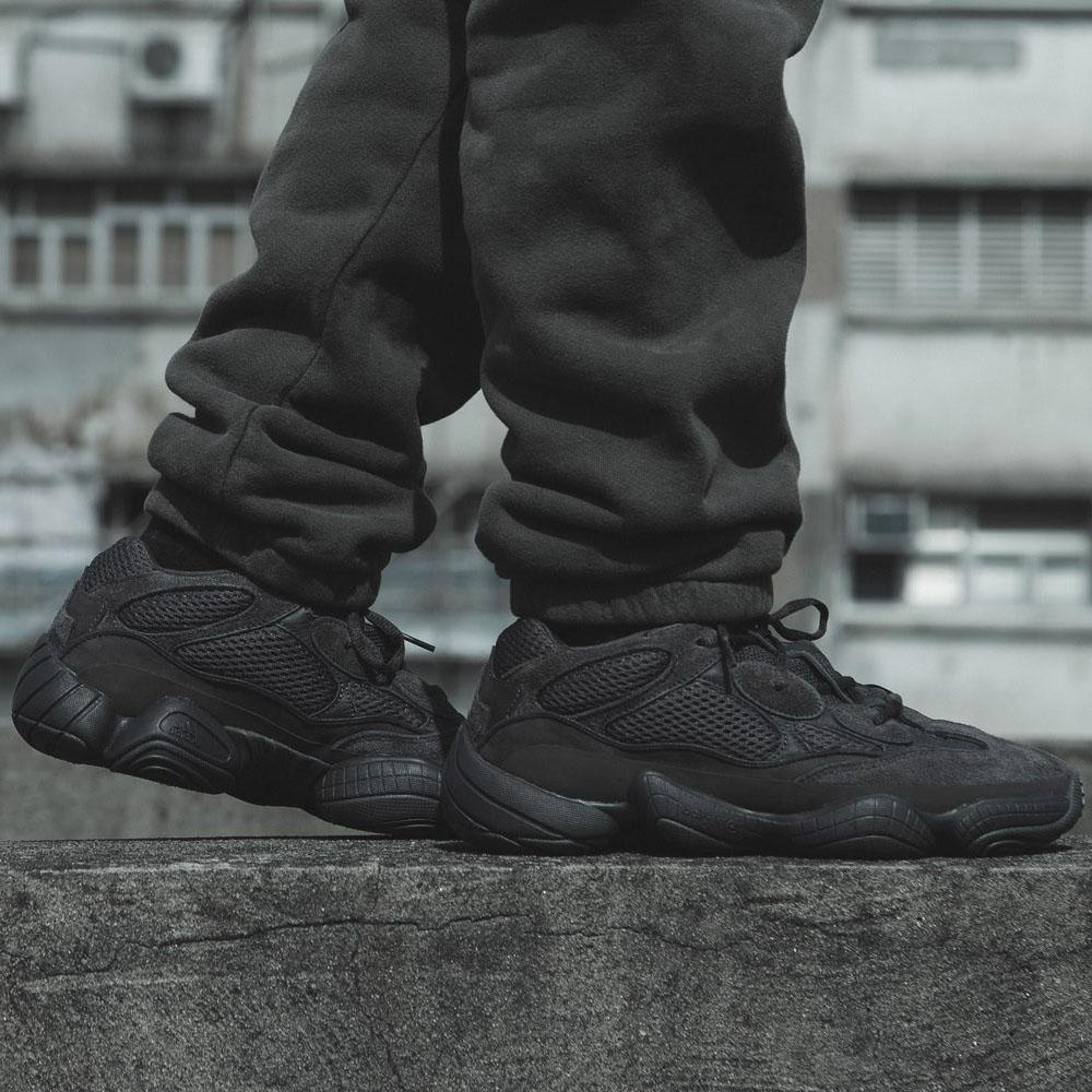 stock x yeezy 500 utility black