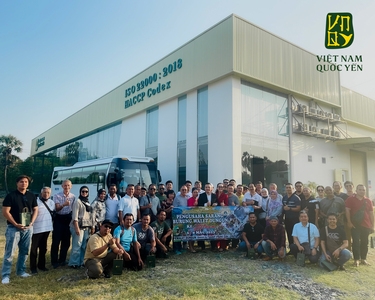 VIỆT NAM QUỐC YẾN ĐÓN TIẾP ĐOÀN KHÁCH TỪ MALAYSIA THAM QUAN NHÀ MÁY