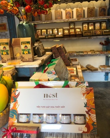 XIN CHÀO HỘI AN! NEST BY VIETNAM QUOCYEN ĐÃ CÓ MẶT TẠI TRÀ HOA ORGANIC LỤC LAM!