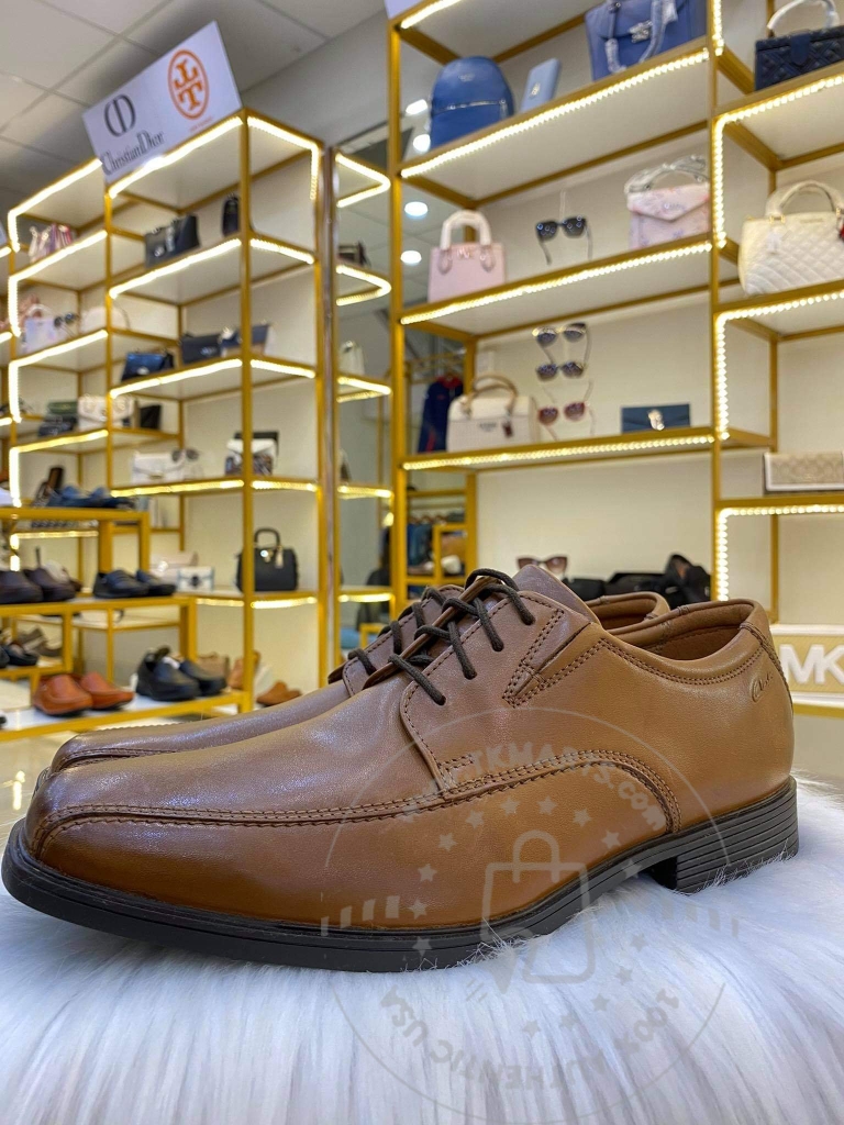 Clarks - Giầy Tây