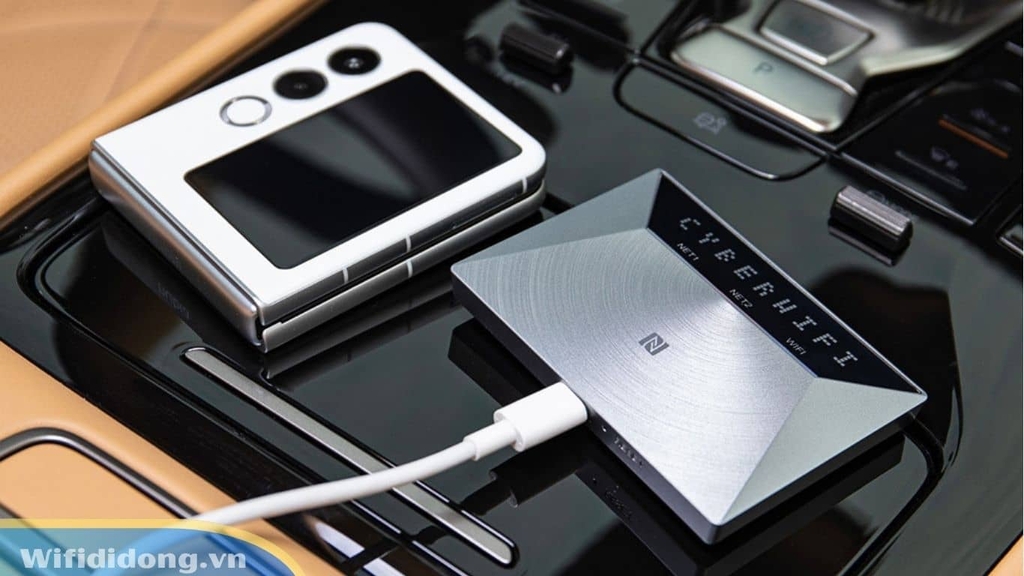 ZTE V50 Pro được trang bị USB Type-C 3.0