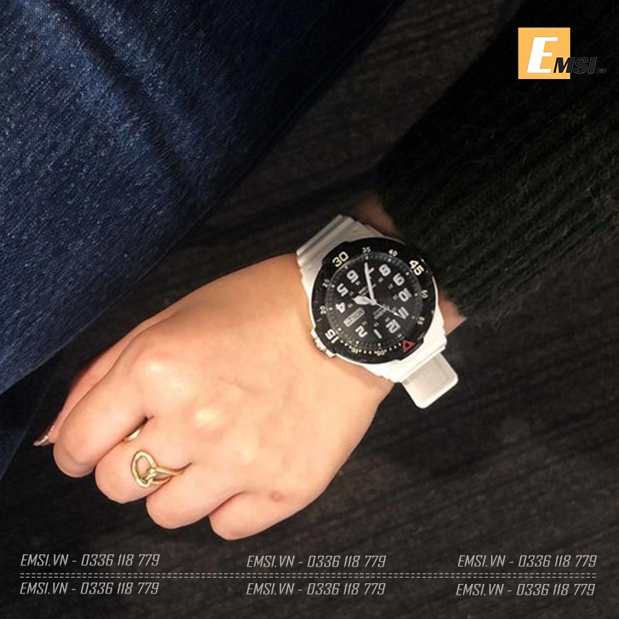 Đồng hồ Nam Casio MRW-200HC-7B