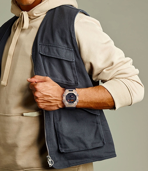 GA-900TS-4 | Đồng Hồ Casio | G-Shock | Nam | Dây Vải | Vỏ Trong Suốt | Chống Nước WR20BAR - Emsi.vn