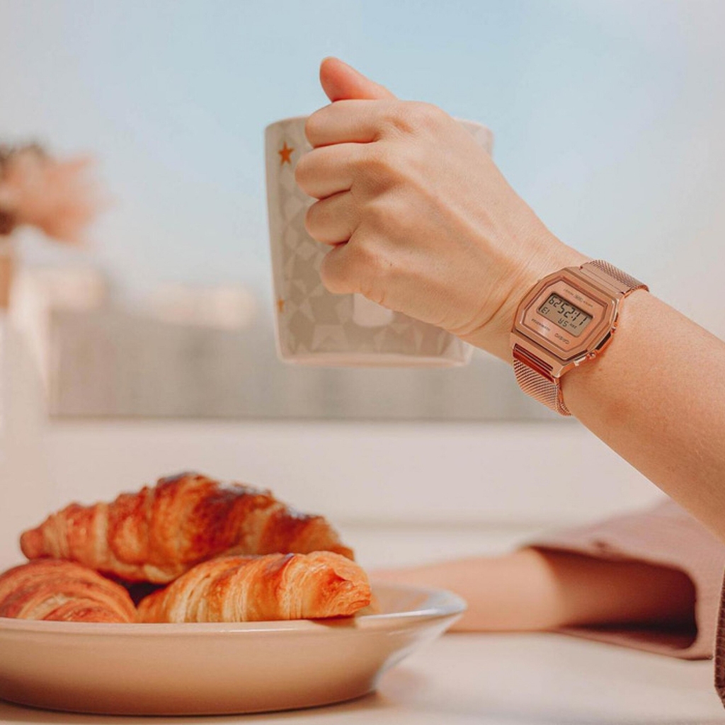 Đồng Hồ Casio Điện Tử Cổ Điển A1000MPG-9EF Dây Kim Loại Mạ Vàng Hồng Dạng Lưới - Viền Mặt Khảm Xà Cừ