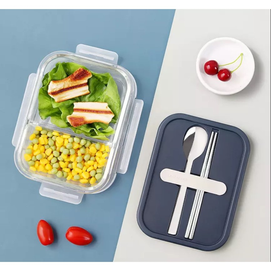 Hộp cơm thủy tinh LocknLock chia ngăn kèm muỗng đũa LLG991CL 930ml - Hàng chính hãng, dùng được lò vi sóng - JoyMall