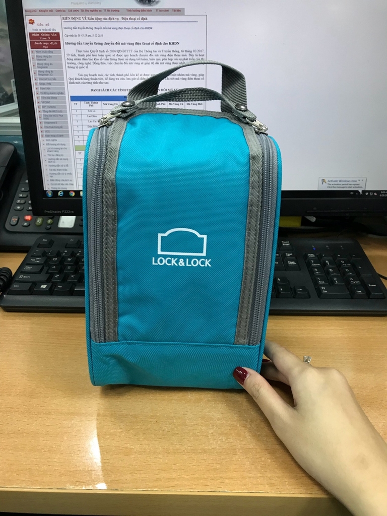 Bộ Túi Hộp Cơm Thủy Tinh Chịu Nhiệt 4EA Lock&Lock LLG821BS3 (380ml/Hộp) - Màu Xanh Dương - Hàng Chính Hãng - JoyMall