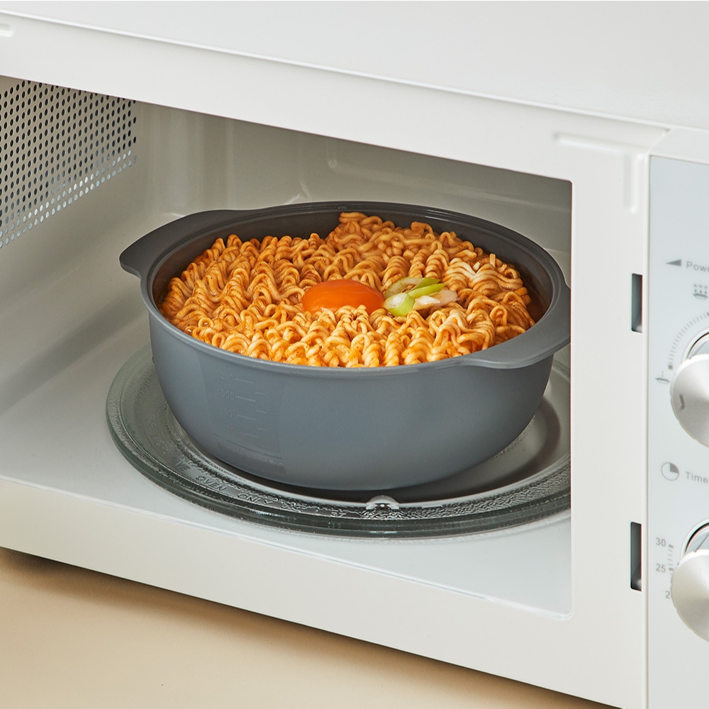 Nồi Hấp Trong Lò Vi Sóng LocknLock 1.2L Màu Xám LMW123, Hàng chính hãng, nhựa PP an toàn, tay cầm tiện lợi - JoyMall