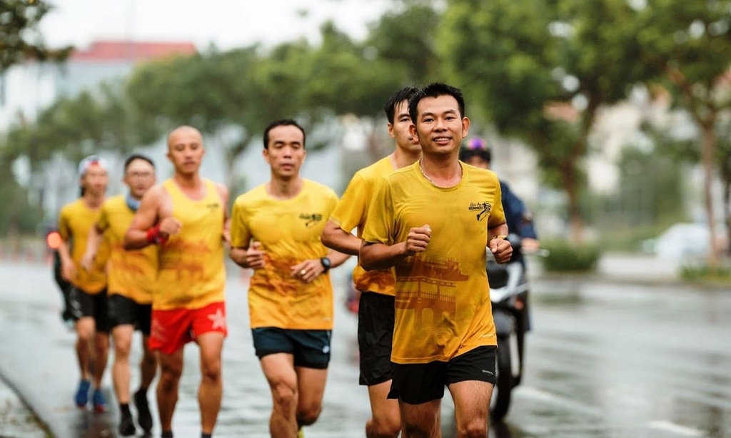 Xay-dung-cong-dong-chay-bo