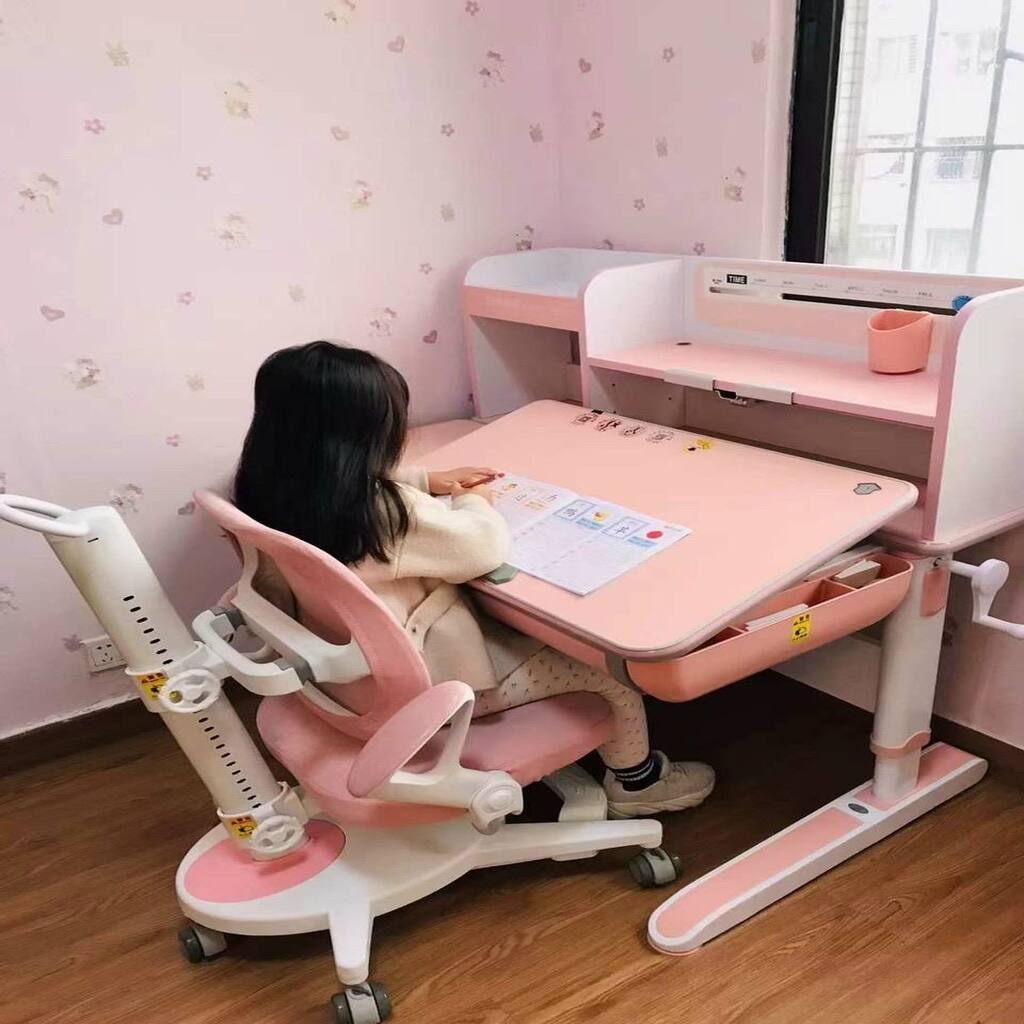 tư thế ngồi học đúng cách