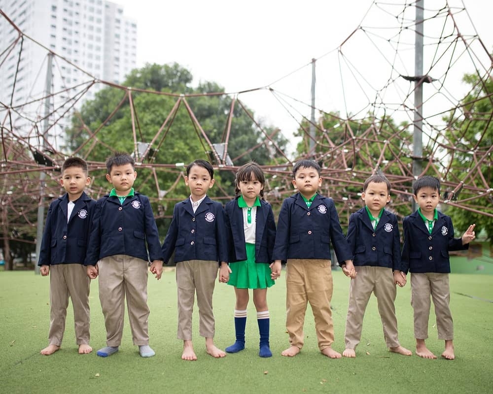 phương pháp giáo dục toàn diện của Montessori - Kidsuni.vn