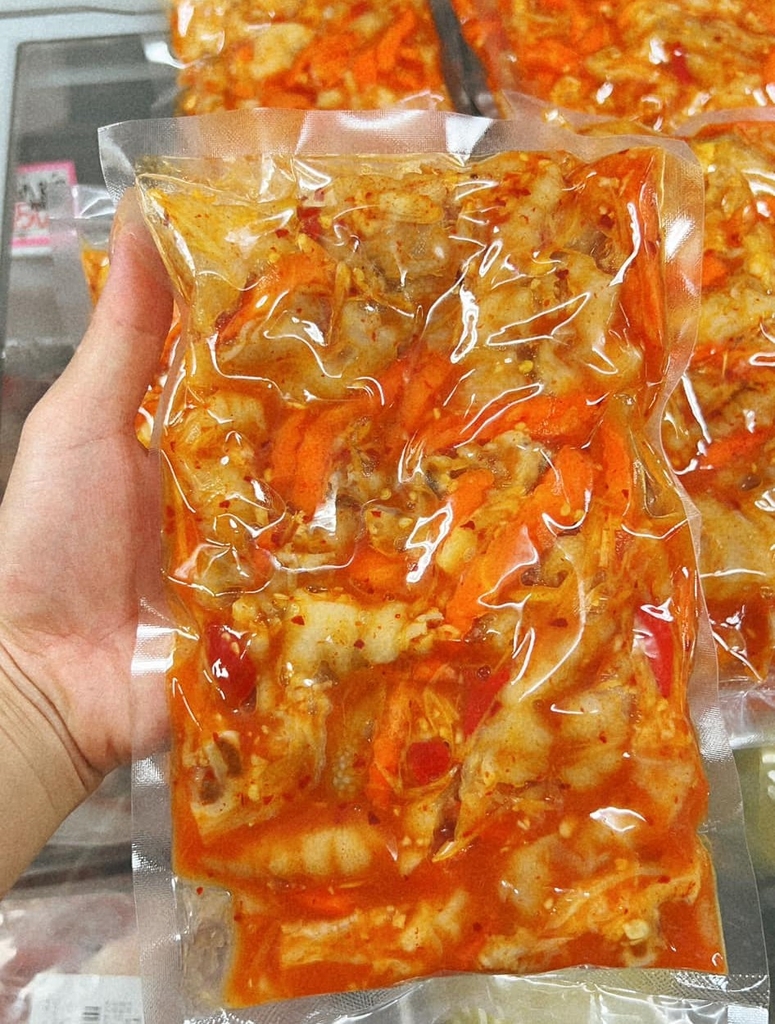 Chân Gà Sốt Thái - タイ風味付けもみじ