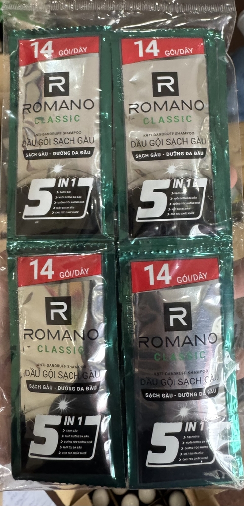 Dầu Gội ROMANO シャンプー