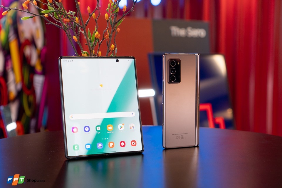 Samsung Galaxy Z Fold2 5G