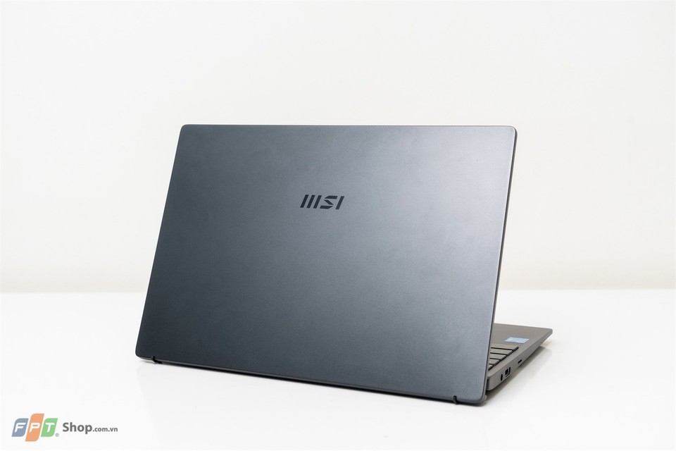 Laptop MSI Modern 14 B11MOL 420VN i3 (1115G4/8GB/256GB/14
