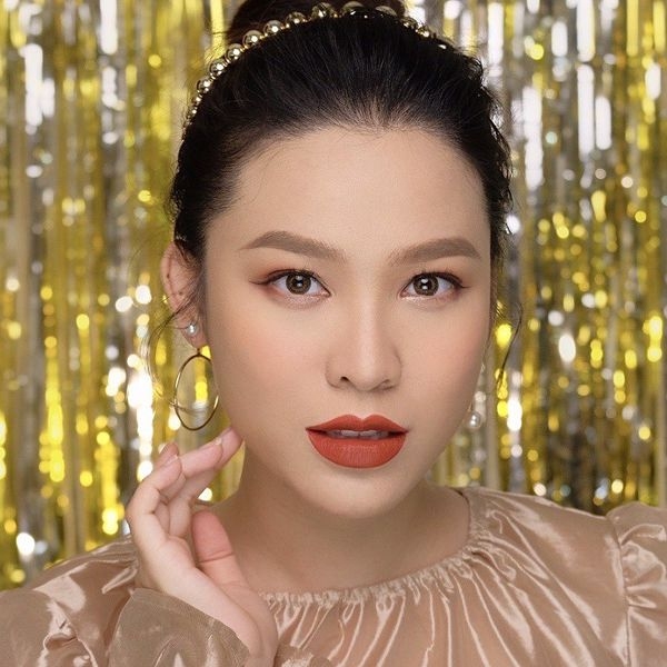 Son Kem Lì Nhẹ Môi LEMONADE Màu Đỏ Hồng Đất I Want 03 5g