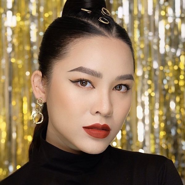 Son Kem Lì Nhẹ Môi LEMONADE Màu Đỏ Hồng Đất I Want 03 5g