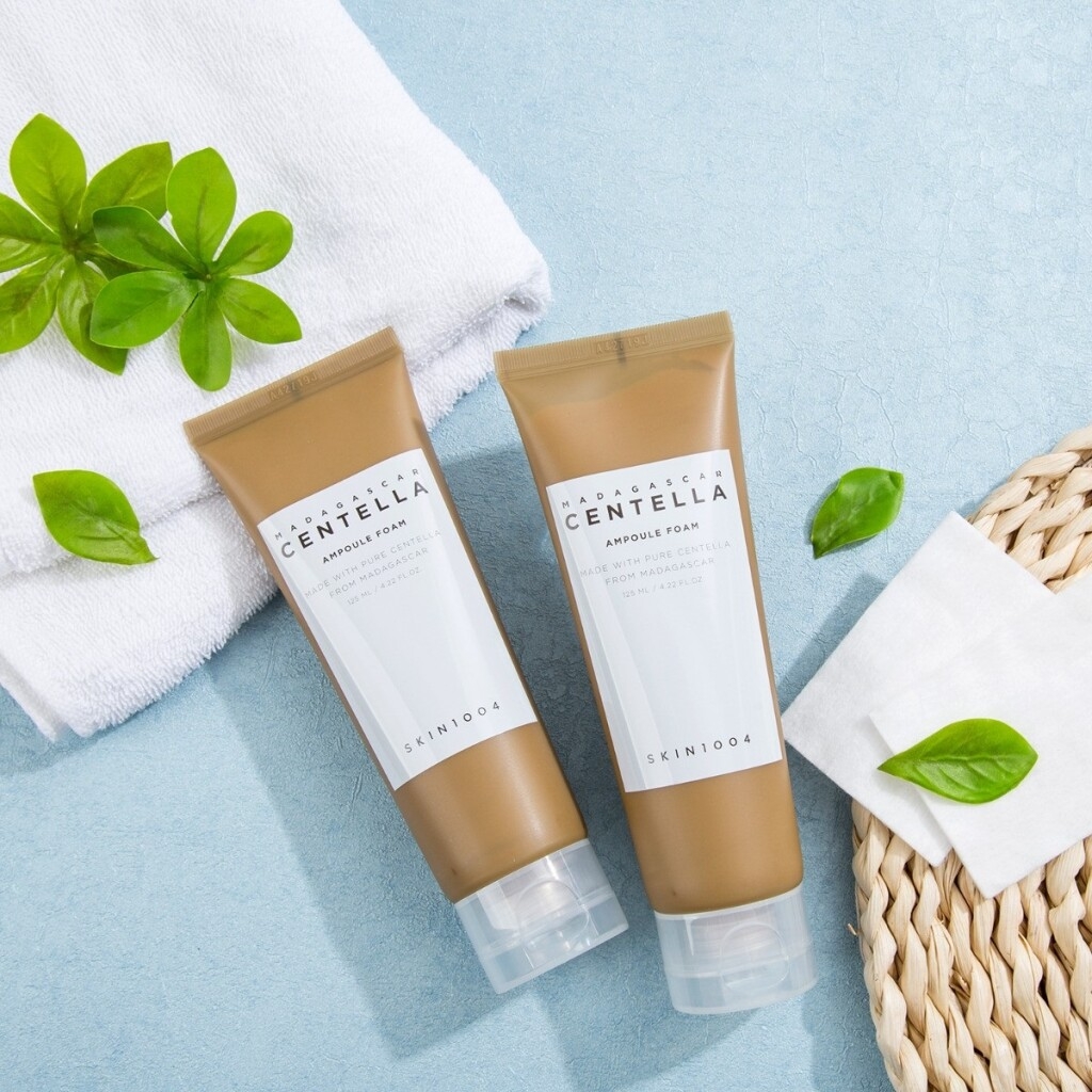 Sữa Rửa Mặt Skin1004 Làm Sạch Sâu Cho Da Nhạy Cảm 125ml Madagascar Centella Ampoule Foam