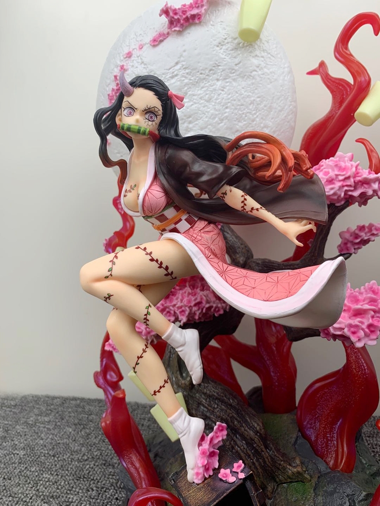 Mô hình đồ chơi - Nezuko ánh trăng - Hiệu ứng base đẹp -  Kimetsu No Yaiba - Có Hộp Màu - N1-K37-T4-S11