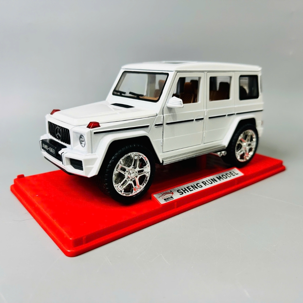 Mô Hình Xe G63 tỉ lệ 1:24 Hợp kim có thể mở cửa - Âm thanh Đèn - Dài 22cm - rộng 10cm - cao 9.3cm - nặng : 800gram - FULL BOX : box màu SKU : oto473x - K55-T3-S8