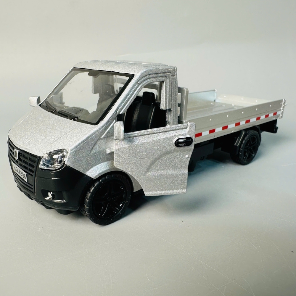 Mô Hình xe tải chở hàng tỉ lệ 1:34 Hợp kim có thể mở cửa - bánh sau chạy cót - Dài 14cm - rộng 5cm - cao 5cm - nặng : 500gram - FULL BOX : box màu SKU : oto426 - K70-T3-S1