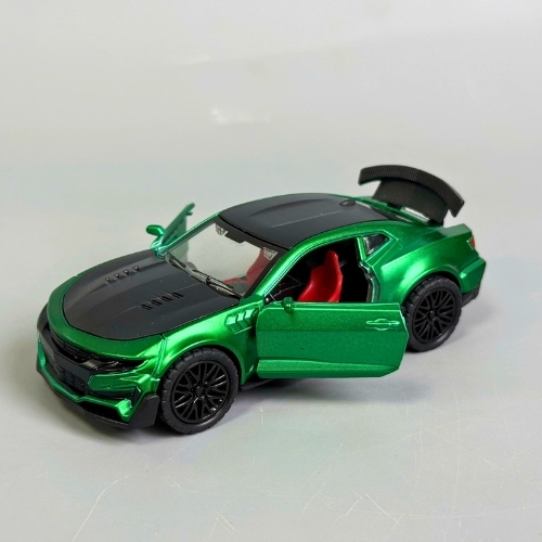 Mô Hình Xe Chevrolet Đen Xanh Lá tỉ lệ 1:36 Hợp kim có thể mở cửa - bánh sau chạy cót - Dài 11cm - rộng 5cm - cao 4cm - nặng : 300gram - FULL BOX : box màu SKU : oto503 - K68-T1-S4