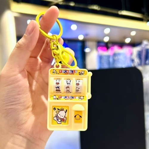 Móc Khóa Máy Quay Thưởng Pingo Pochacco . Dài 11cm , Rộng 3.5cm - Nặng 50gram - SKU : moc283b