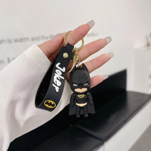 Móc Khóa Bat Man Chibi dáng đứng siêu đẹp . Dây móc dài : 10cm - Mô Hình Cao : 6cm - Nặng 50gram - K75-T3-S9