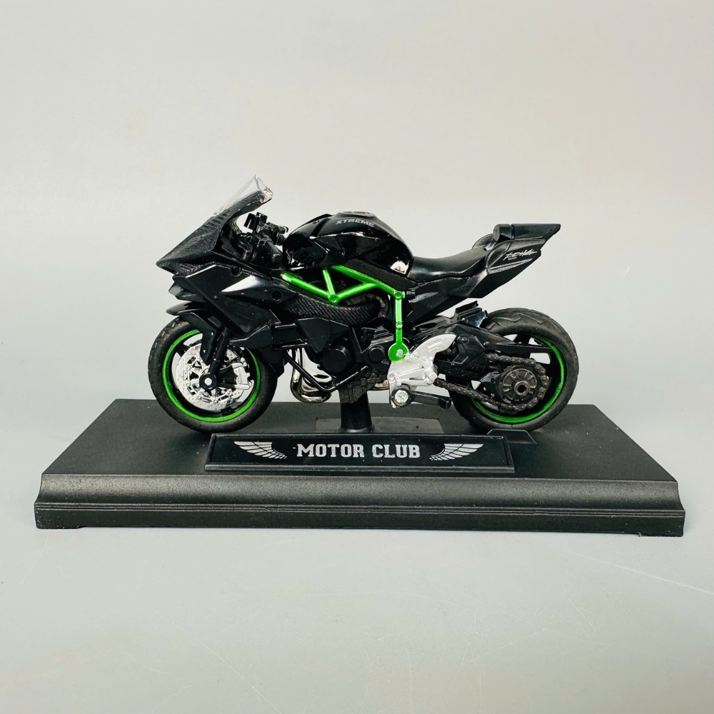 Mô Hình xe máy Đen lé xanh 1:18 Hợp kim - Dài 11cm - rộng 4cm - cao 6.5cm - nặng ~ 300gram - FULL BOX : box màu SKU : oto424 - K70-T2-S10