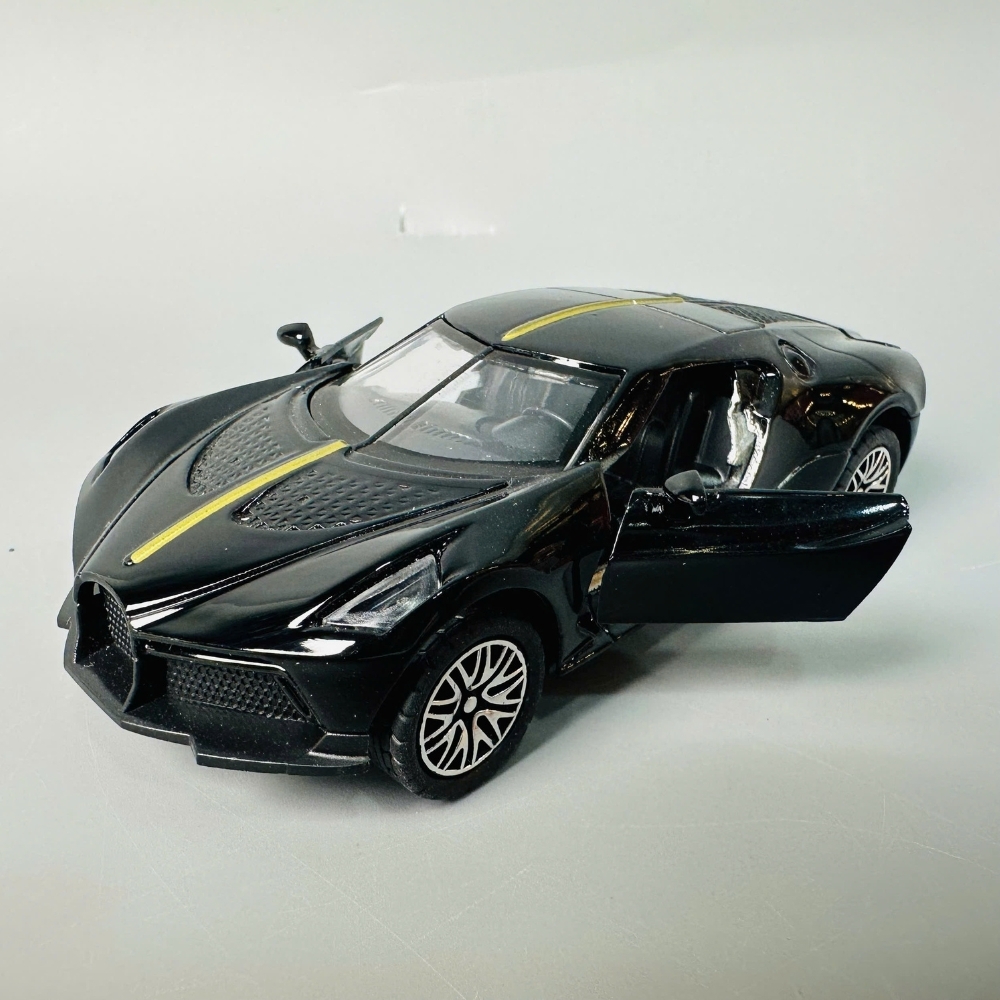 Mô Hình xe bugati đen xọc vàng tỉ lệ 1:36 Hợp kim có thể mở cửa - bánh sau chạy cót - Dài 11cm - rộng 5cm - cao 5cm - nặng : 500gram - FULL BOX : box màu SKU : oto432