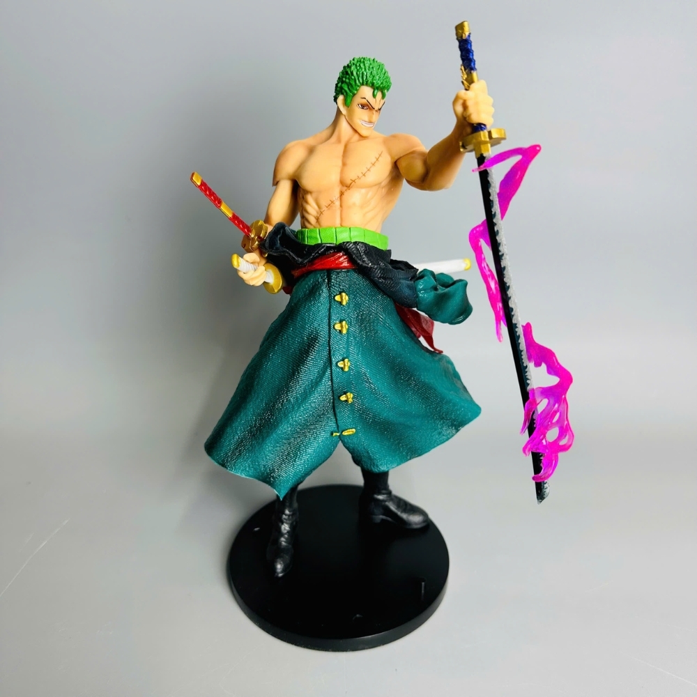 Mô Hình OnePiece zoro dáng đứng cầm kiếm siêu ngầu Cao : 21cm nặng 360g - One Piece - Bọc Túi Opp - No Box N1-ST19