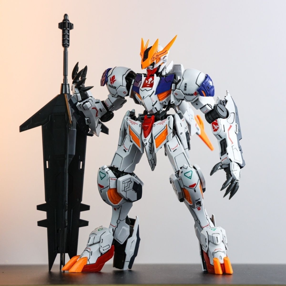 Hàng Cao Cấp - Mô hình Gundam HG 1/100 Max babatos trắng cam - Cao 17cm - nặng 150gram - Figure Gundam - Hộp Đen Sói - SKU : 5056827 K28-T4-S9