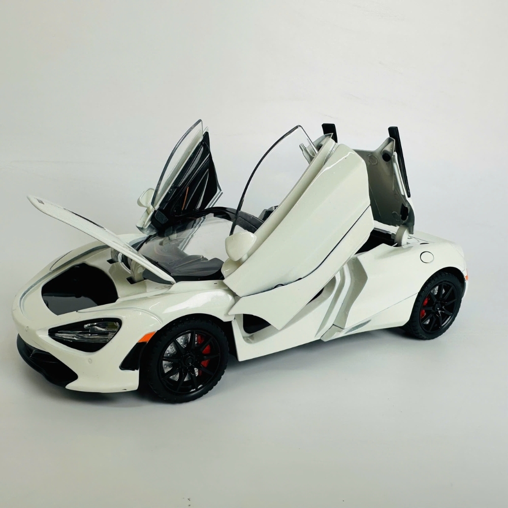 Mô Hình Xe Mclaren trắng 1.24 Hợp kim có thể mở cửa - bánh sau chạy cót - Có tiếng - đèn pha sáng - Dài 20.5cm - rộng 10cm - cao 6cm - nặng ~ 1000gram - FULL BOX : box màu SKU : oto169 - N3-K6-T1-S3