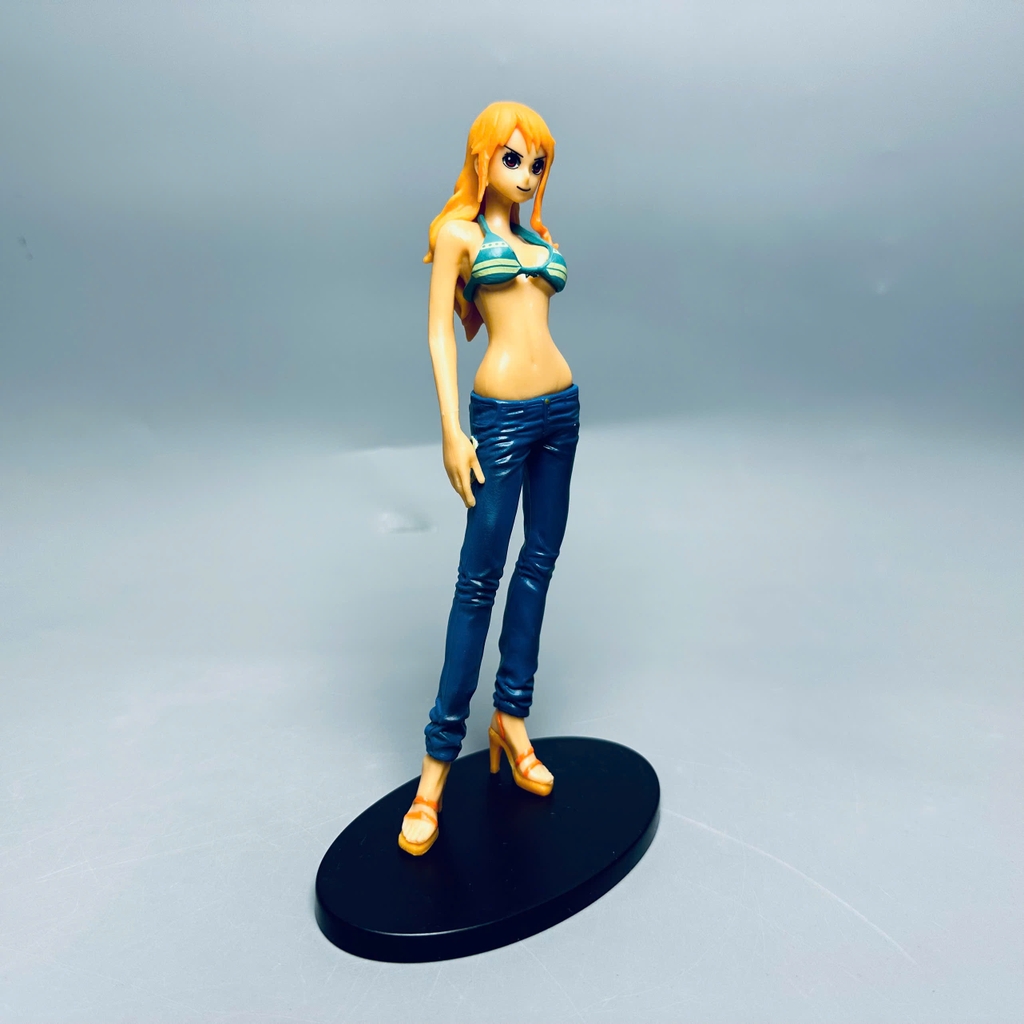 Mô Hình OnePiece Nami dáng đứng siêu ngầu Cao : 18cm nặng 300g - One Piece - Bọc Túi Opp - No Box - N1-K37-T2-S5