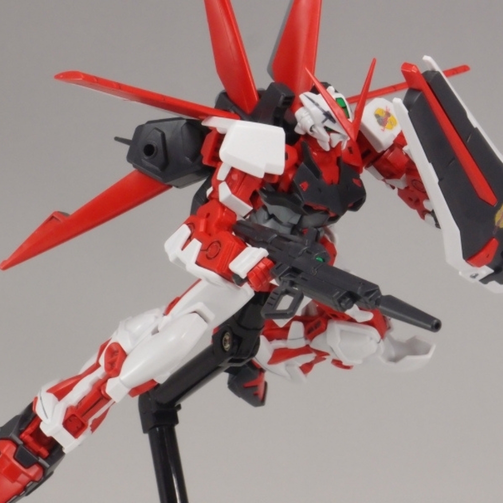 Mô hình Gundam HG 1/144 Gundam Astray Red Frame [Flight Unit] Cao 15cm - nặng 150gram - Figure Gundam - Có hộp màu - SKU : 625