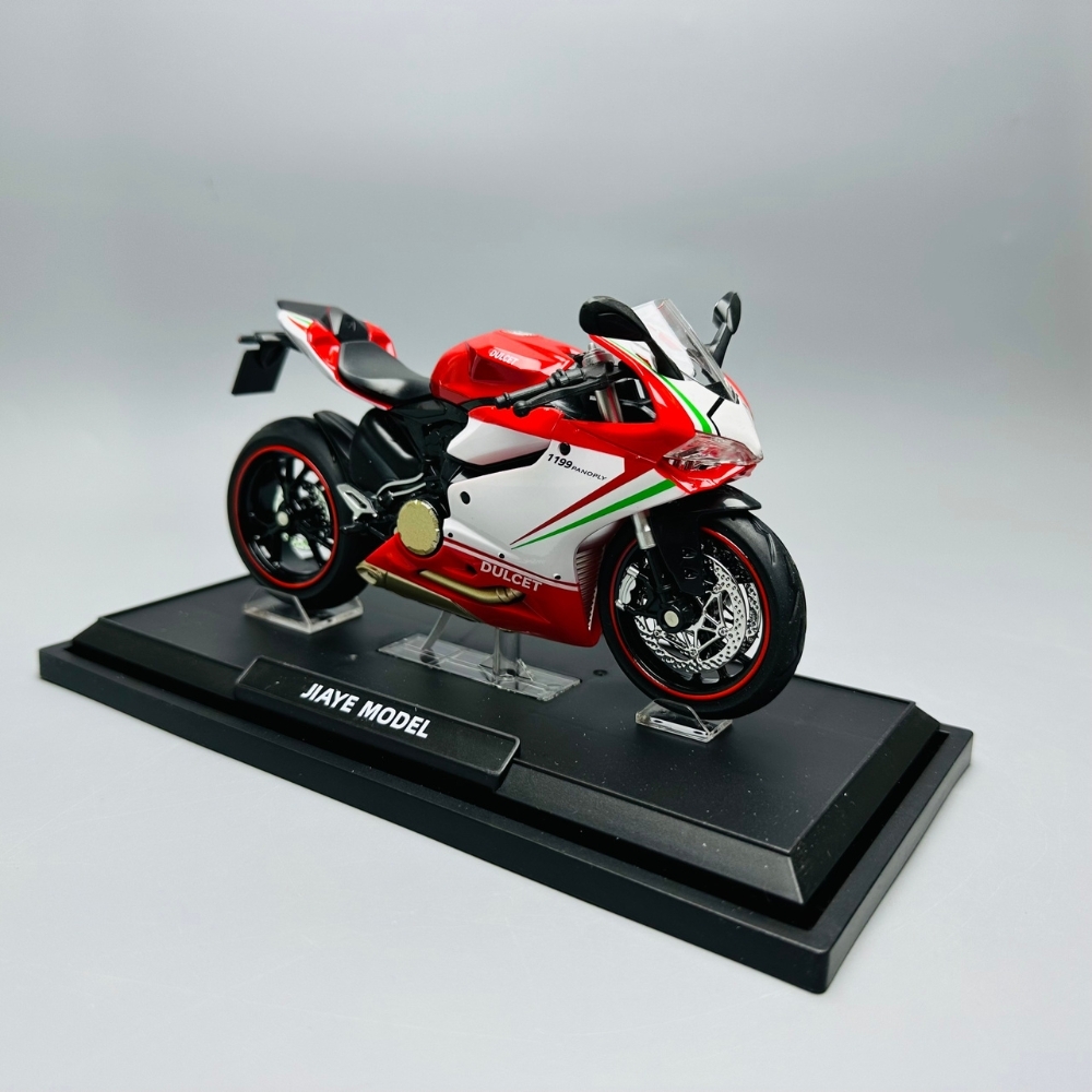 Mô Hình Xe máy ducati 1199 trắng đỏ 1:12 Hợp kim - Có tiếng - đèn pha sáng - Dài 17.5cm - rộng 6.5cm - cao 10cm - nặng ~ 700gram - FULL BOX : box màu SKU : oto150