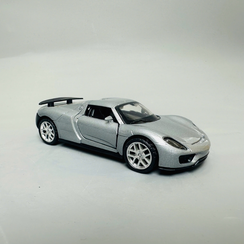 Mô Hình xe ferrari xám mới 1:36 Hợp kim có thể mở cửa - bánh sau chạy cót - Dài 12cm - rộng 5cm - cao 4cm nặng : 200gram - FULL BOX : box màu SKU : oto311 - N3-K4-T2-S2