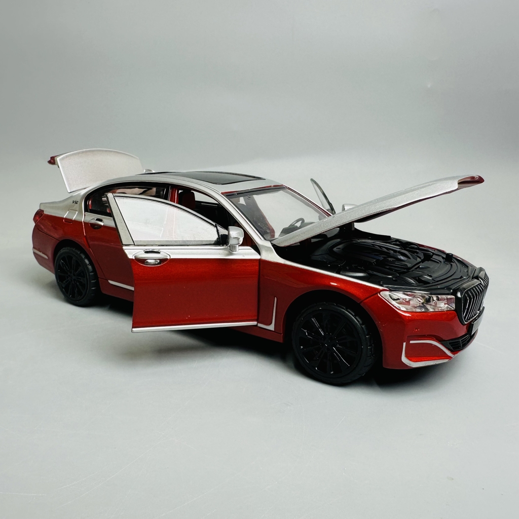 Mô Hình xe bmw đỏ trắng tỉ lệ 1:24 Hợp kim có thể mở cửa - bánh sau chạy cót - Dài 22cm - rộng 9cm - cao 6cm - nặng : 1000gram - FULL BOX : box màu SKU : oto290 - N3-K2-T4-S2