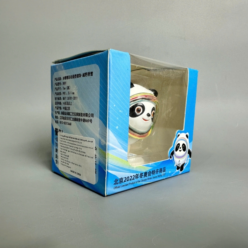 Mô Hình Gấu phi hành gia - Cao 7cm - Nặng : 100gram - Hộp Màu - (VAT : 48492)  - K72-T3-S9