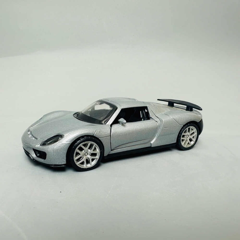 Mô Hình xe ferrari xám mới 1:36 Hợp kim có thể mở cửa - bánh sau chạy cót - Dài 12cm - rộng 5cm - cao 4cm nặng : 200gram - FULL BOX : box màu SKU : oto311 - N3-K4-T2-S2