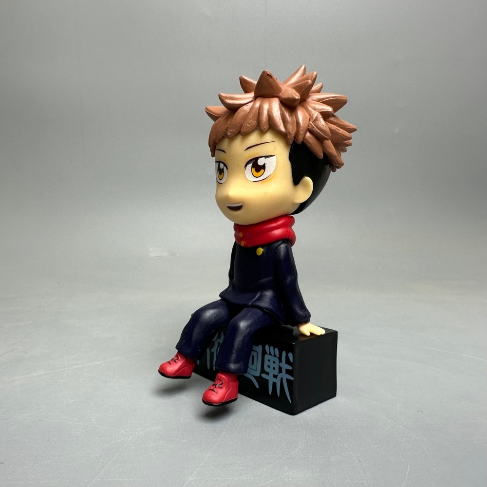 Mô Hình Itadori Yuji dáng ngồi - Cao 11cm - nặng 100gram - Box màu : bọc túi OPP - Figure anime Jujutsu Kaisen