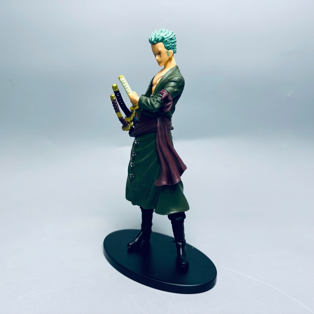 Mô Hình OnePiece zoro dáng đứng cầm kiếm siêu ngầu Cao : 18cm nặng 300g - One Piece - Bọc Túi Opp - No Box - N1-K37-T2-S8