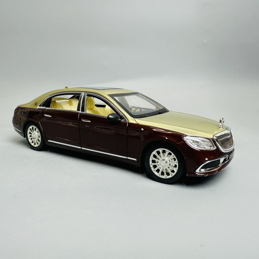 Mô Hình xe mẹc maybach nâu đồng tỉ lệ 1:24 Hợp kim có thể mở cửa - bánh sau chạy cót - Dài 21cm - rộng 9cm - cao 5cm - nặng : 1000gram - FULL BOX : box màu SKU : oto299 n3-k7-t2-s4