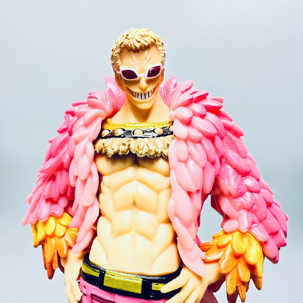 Mô Hình OnePiece doflamingo dáng đứng siêu ngầu Cao : 18cm nặng 300g - One Piece - Bọc Túi Opp - No Box - N1-K37-T2-S9