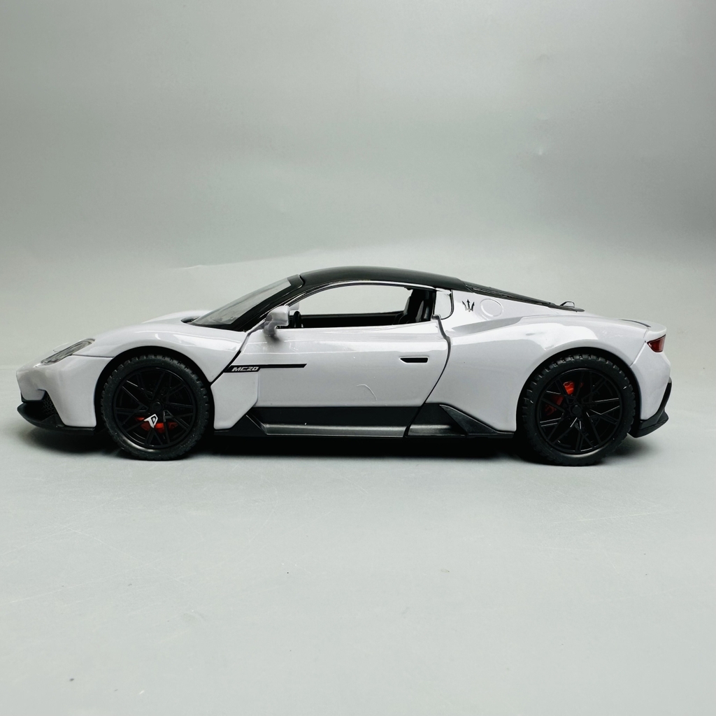Mô Hình xe maserati xám tỉ lệ 1:22 Hợp kim có thể mở cửa - bánh sau chạy cót - Dài 21cm - rộng 9cm - cao 5cm - nặng : 800gram - FULL BOX : box màu SKU : oto289 - N3-K7-T4-S3