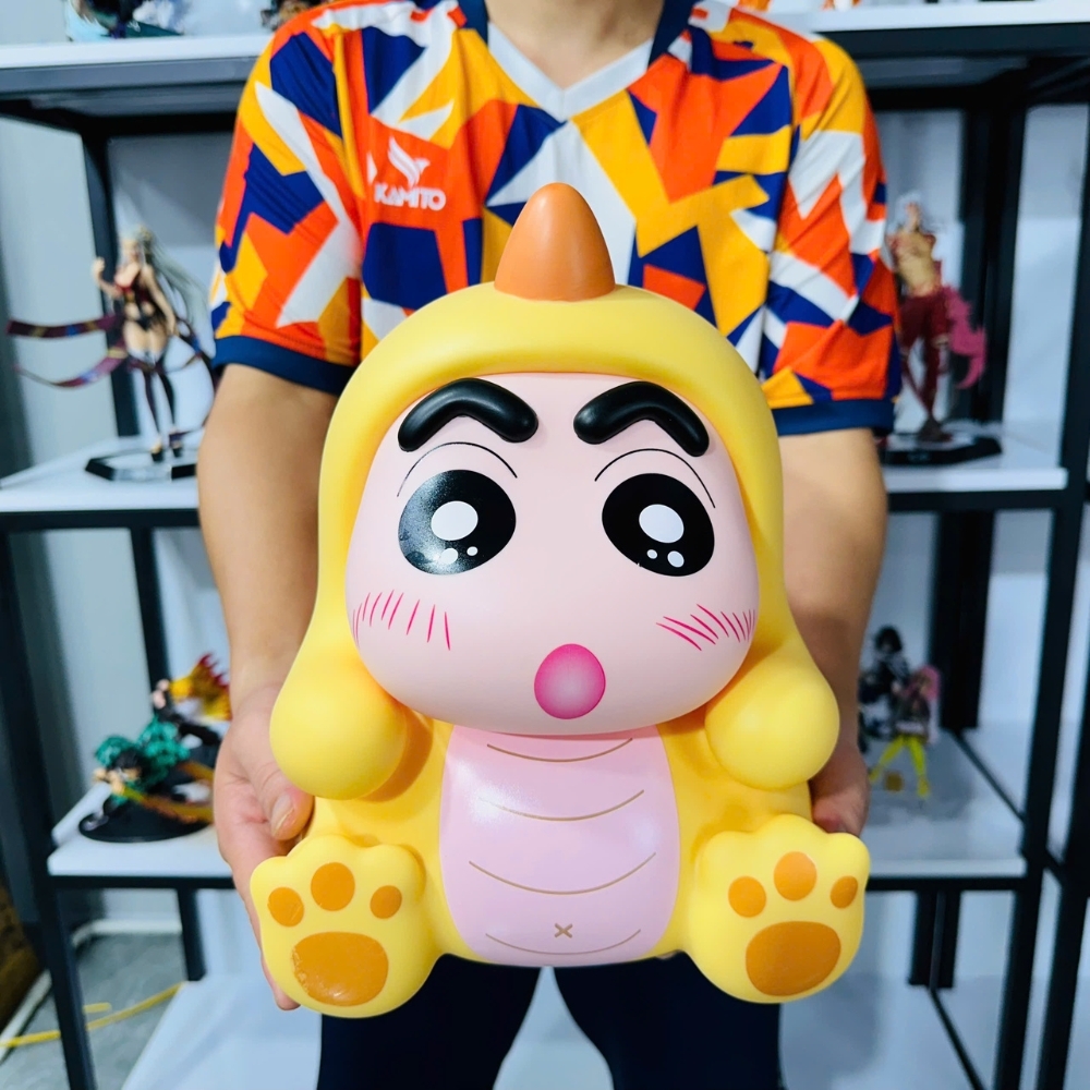 Mô Hình Em bé Trai cosplay Khủng Long Vàng - Cao 30.5cm - nặng 1500gram - Figure Cậu Bé Bút Chì - Hộp Màu - (VAT 002-05-200)  - K25-T4-S4