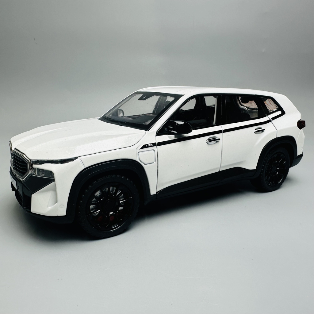 Mô Hình xe bmw trắng 1:24 Hợp kim - Có tiếng - đèn pha sáng - Chạy cót - Dài 22cm - rộng 9cm - cao 7cm - nặng ~ 1000gram - FULL BOX : box màu SKU : oto256 - N3-K6-T2-S1