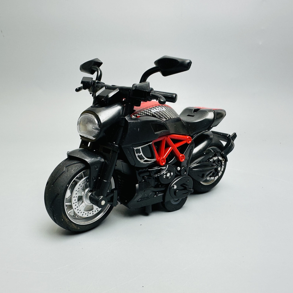 Mô Hình Xe máy DUCATI Diavel đen viền đỏ 1:14 Hợp kim - Có tiếng - đèn pha sáng - Dài 12cm - rộng 7.2cm - cao 7.5cm - nặng ~ 300gram - FULL BOX : box màu SKU : oto238 - N3-K5-T2-S4