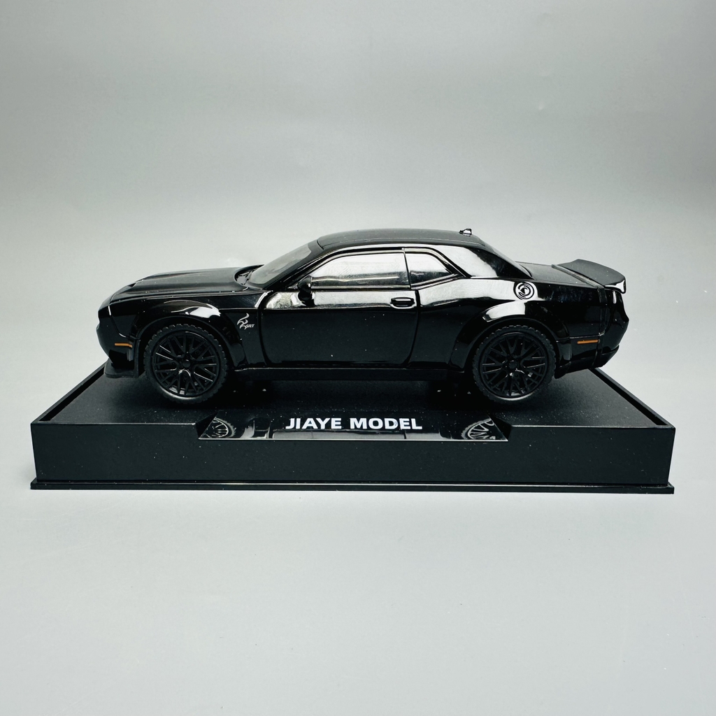 Mô Hình xe mustang đen 1:32 Hợp kim - Có tiếng - đèn pha sáng - Dài 15cm - rộng 7cm - cao 4cm - nặng ~ 500gram - FULL BOX : box màu SKU : oto258 n3-k1-t5-s3