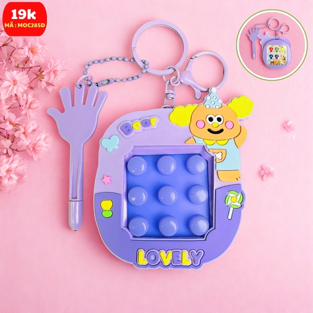 Móc Khóa bấm nút bàn tay màu tím gấu nâu - Cao : 9.5cm , Rộng 8cm - Nặng 50gram - SKU: moc285d - (Vat: MK001) - K75-T8-S5